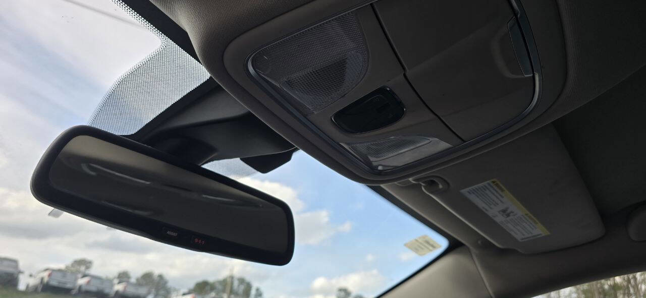 Used 2015 Chrysler 200 C w/ Navigation & Sound Group I image 23