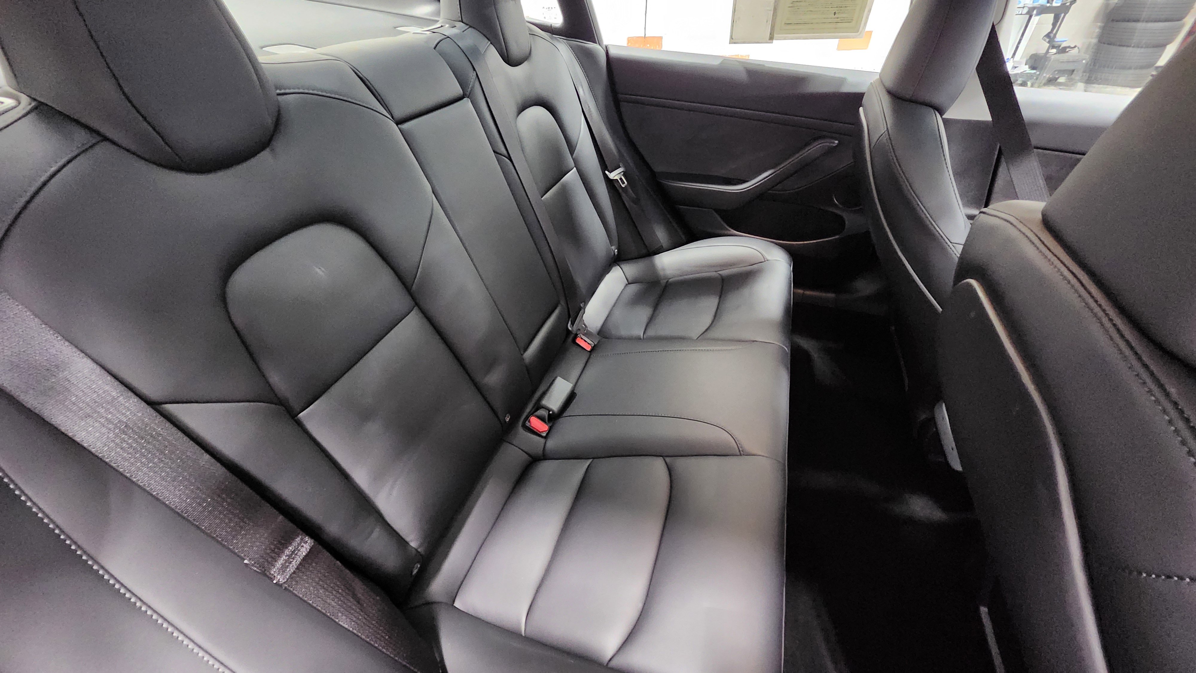 Used 2023 Tesla Model 3 Standard Range image 18