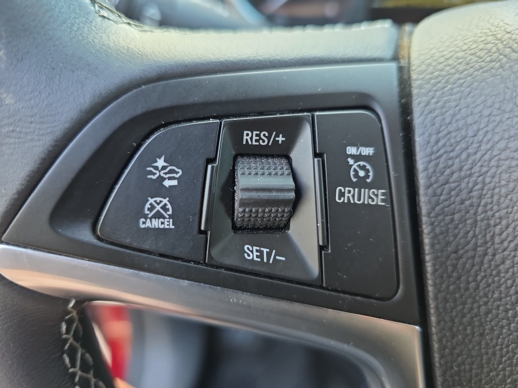Used 2022 Buick Encore Preferred w/ Safety Package II AWD/4WD image 18