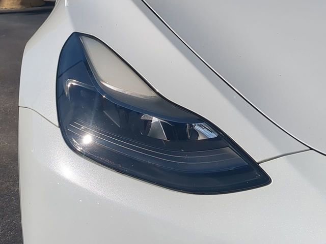 Used 2022 Tesla Model Y Performance image 10