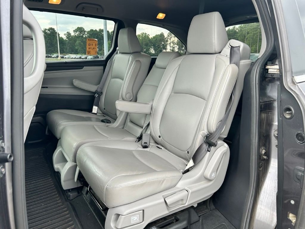 Used 2018 Honda Odyssey EX-L image 16