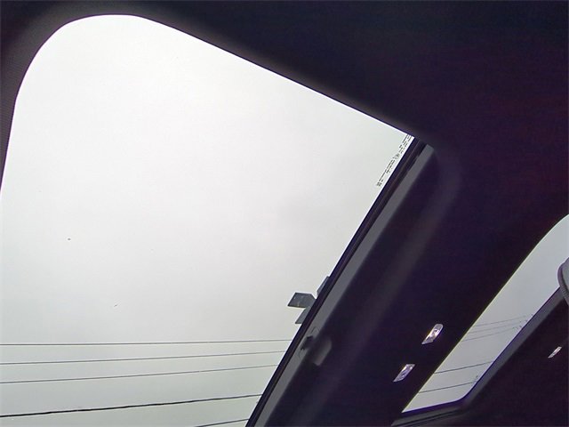 Certified 2023 Chevrolet Traverse RS image 20