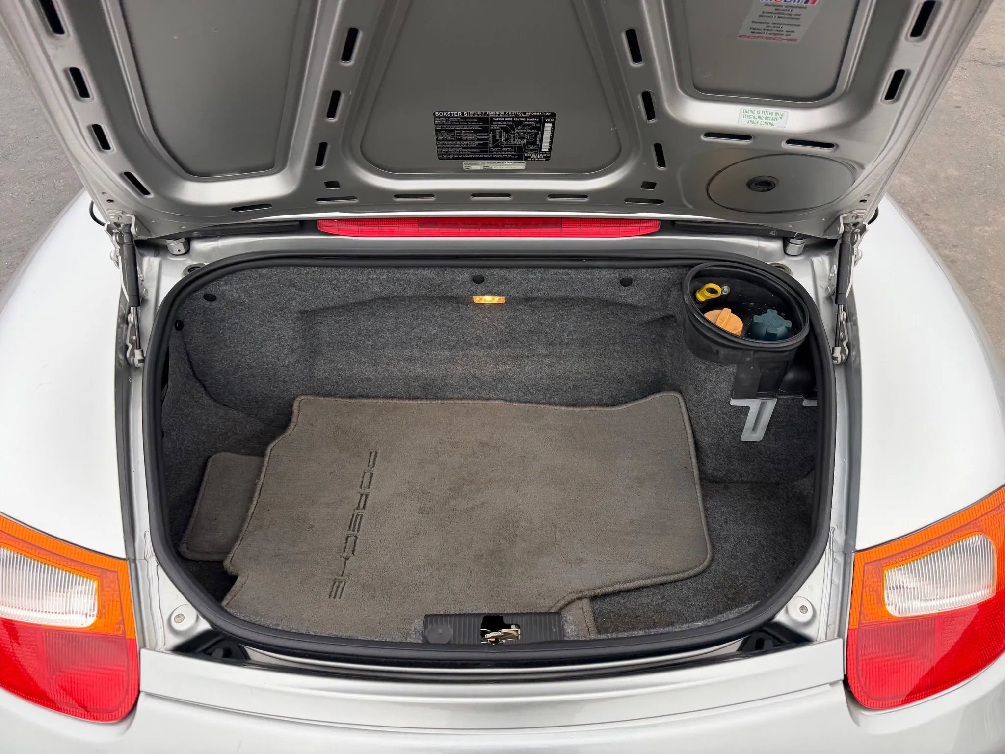 Used 2000 Porsche Boxster S image 36