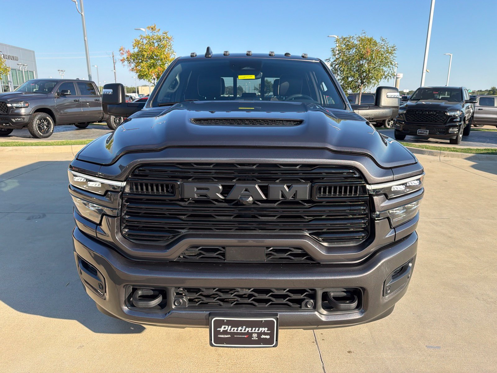 Used 2025 RAM 2500 Laramie AWD/4WD image 8
