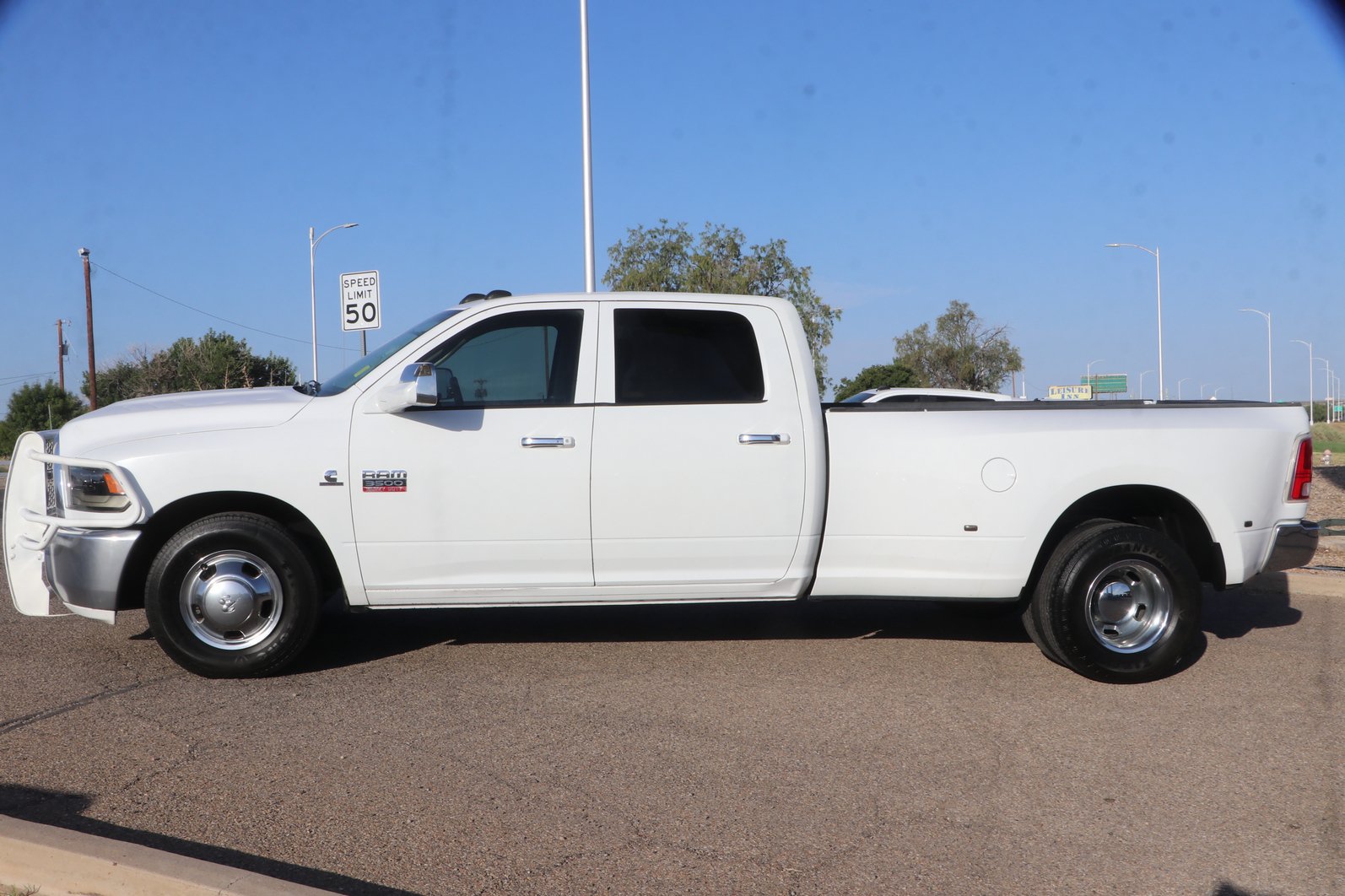 Used 2011 RAM 3500 ST w/ ST Popular Equipment Group RWD image 4