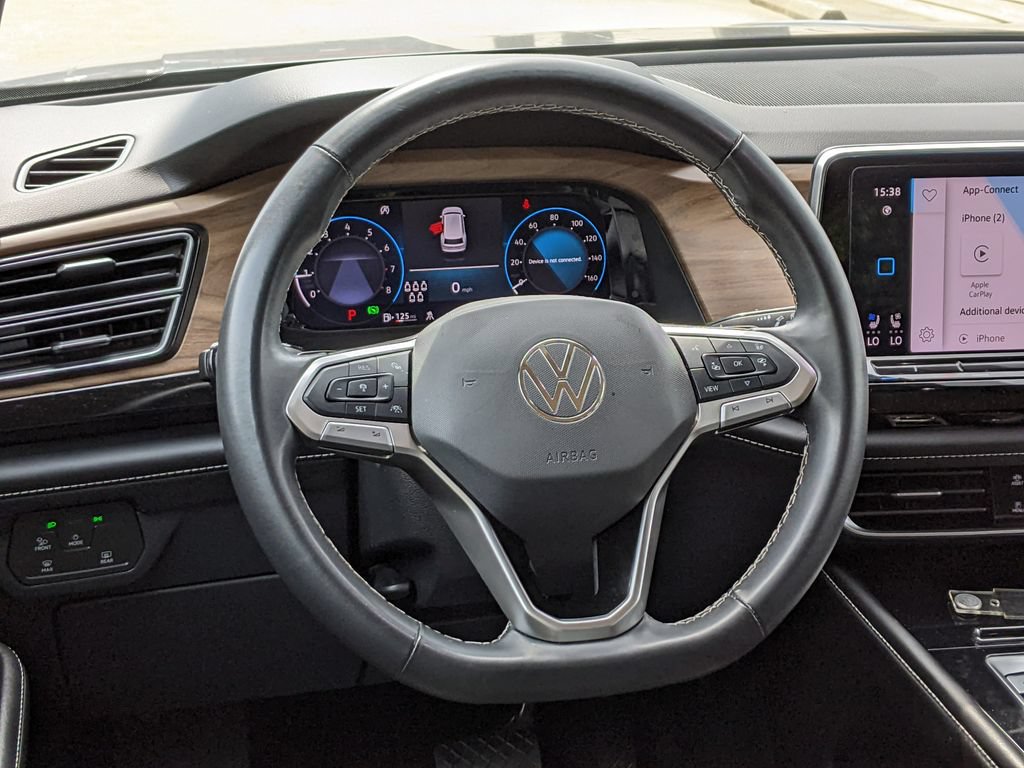 Certified 2024 Volkswagen Atlas SE FWD image 13