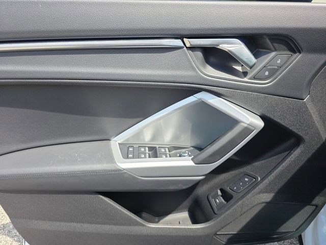 Used 2024 Audi Q3 2.0T Premium Plus w/ Premium Plus Package AWD/4WD image 25