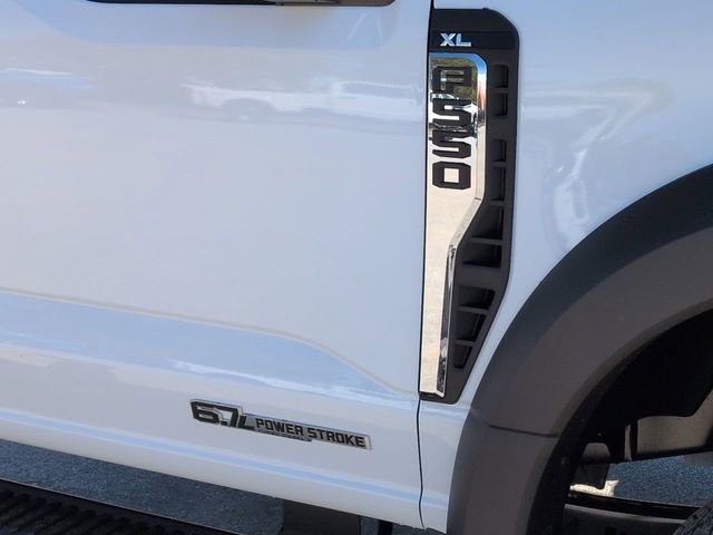 New 2026 Ford F550 4x4 Regular Cab Super Duty image 12