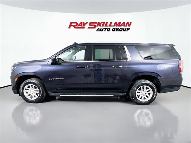 Used 2024 Chevrolet Suburban LT image 4