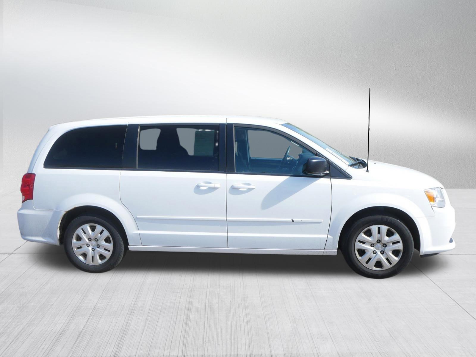 Used 2017 Dodge Grand Caravan SE w/ Power Window Group FWD image 8