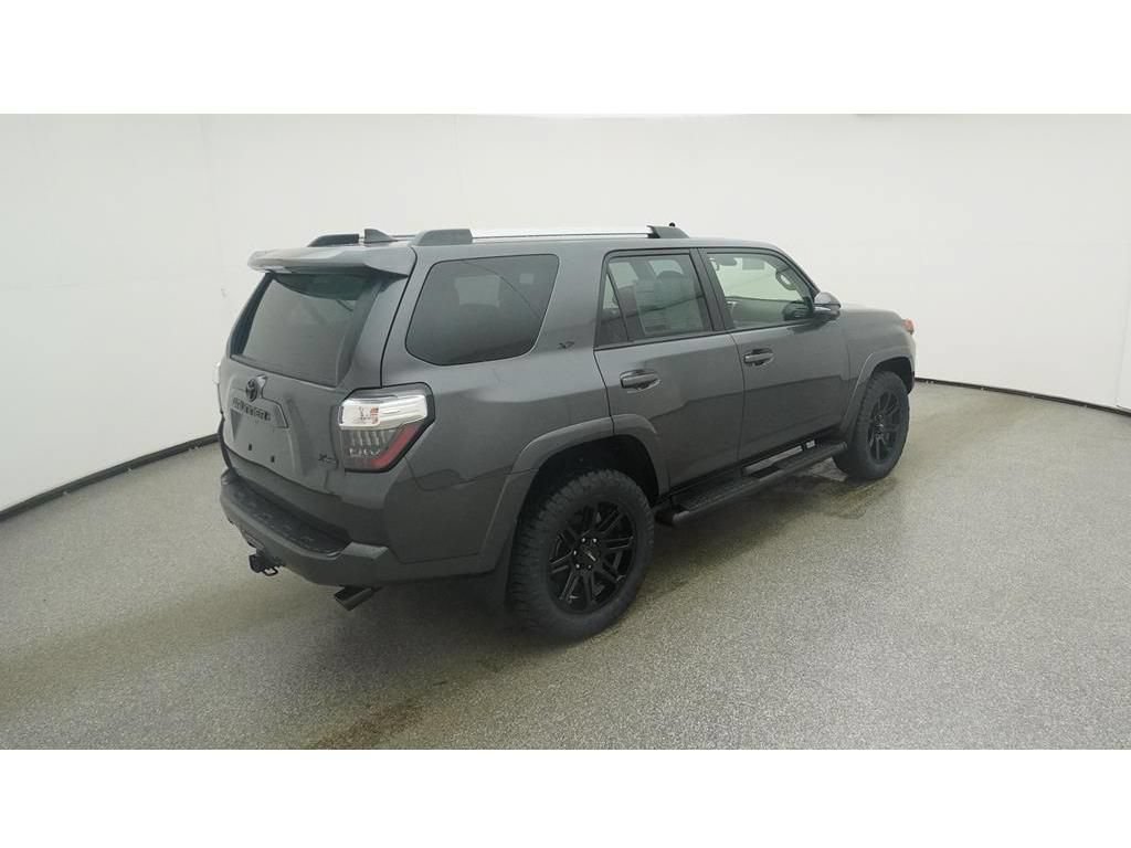New 2023 Toyota 4Runner SR5 Premium w/ Moonroof Package AWD/4WD image 9