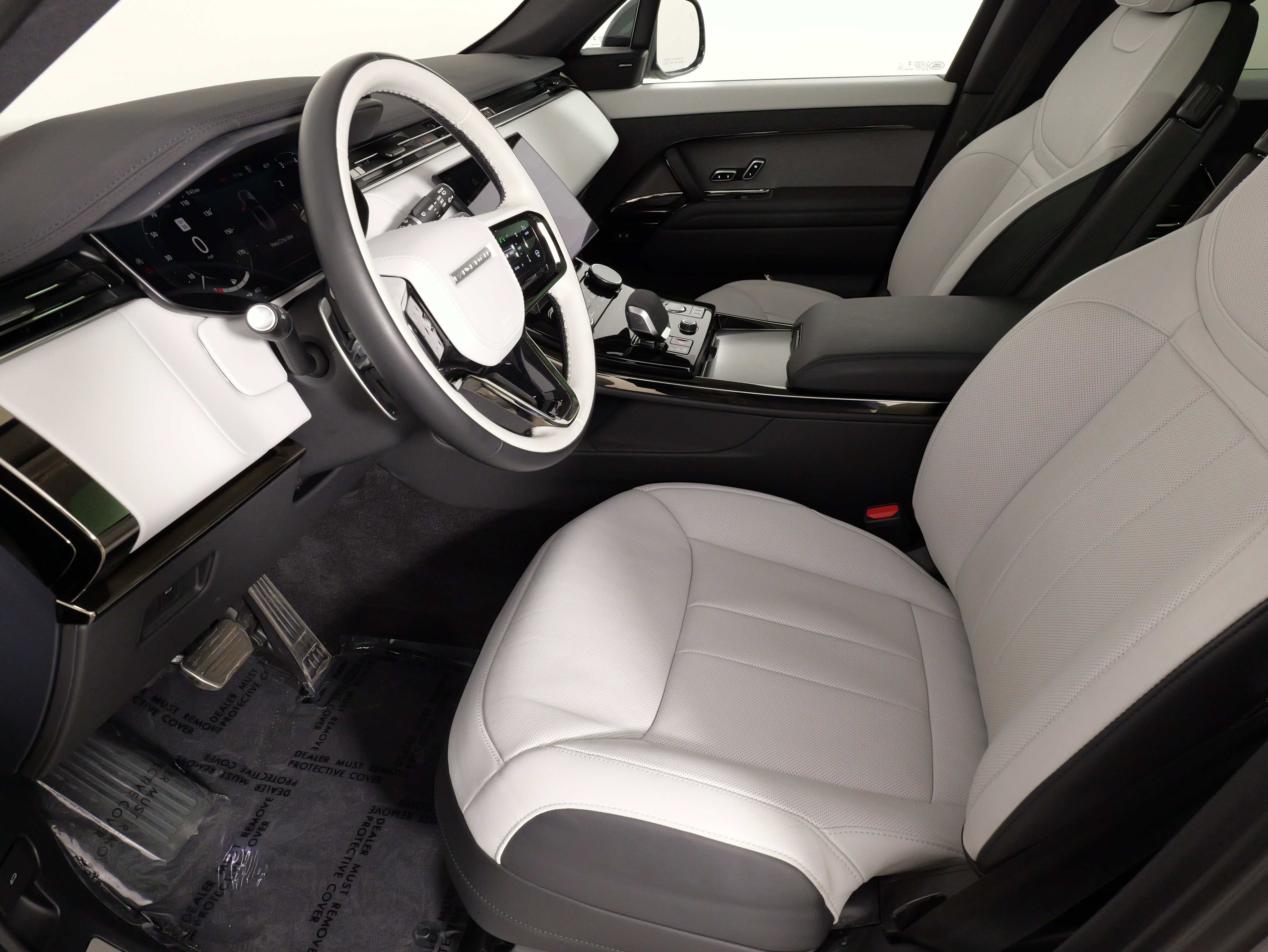 Used 2023 Land Rover Range Rover Sport SE Dynamic image 29