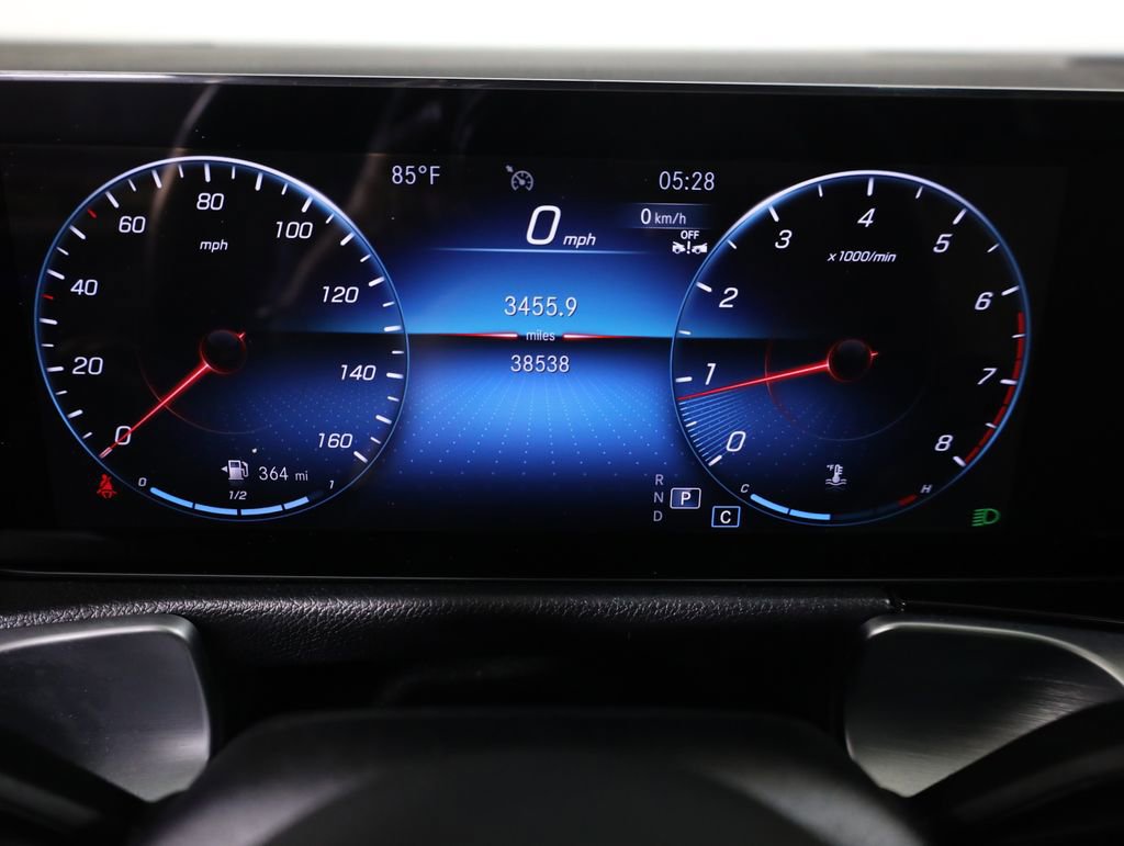 Used 2023 Mercedes-Benz GLB 250 image 17