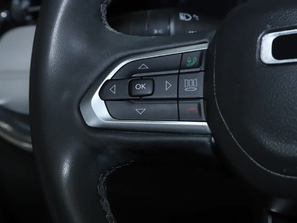 Used 2023 Jeep Compass Limited w/ Elite Group AWD/4WD image 22