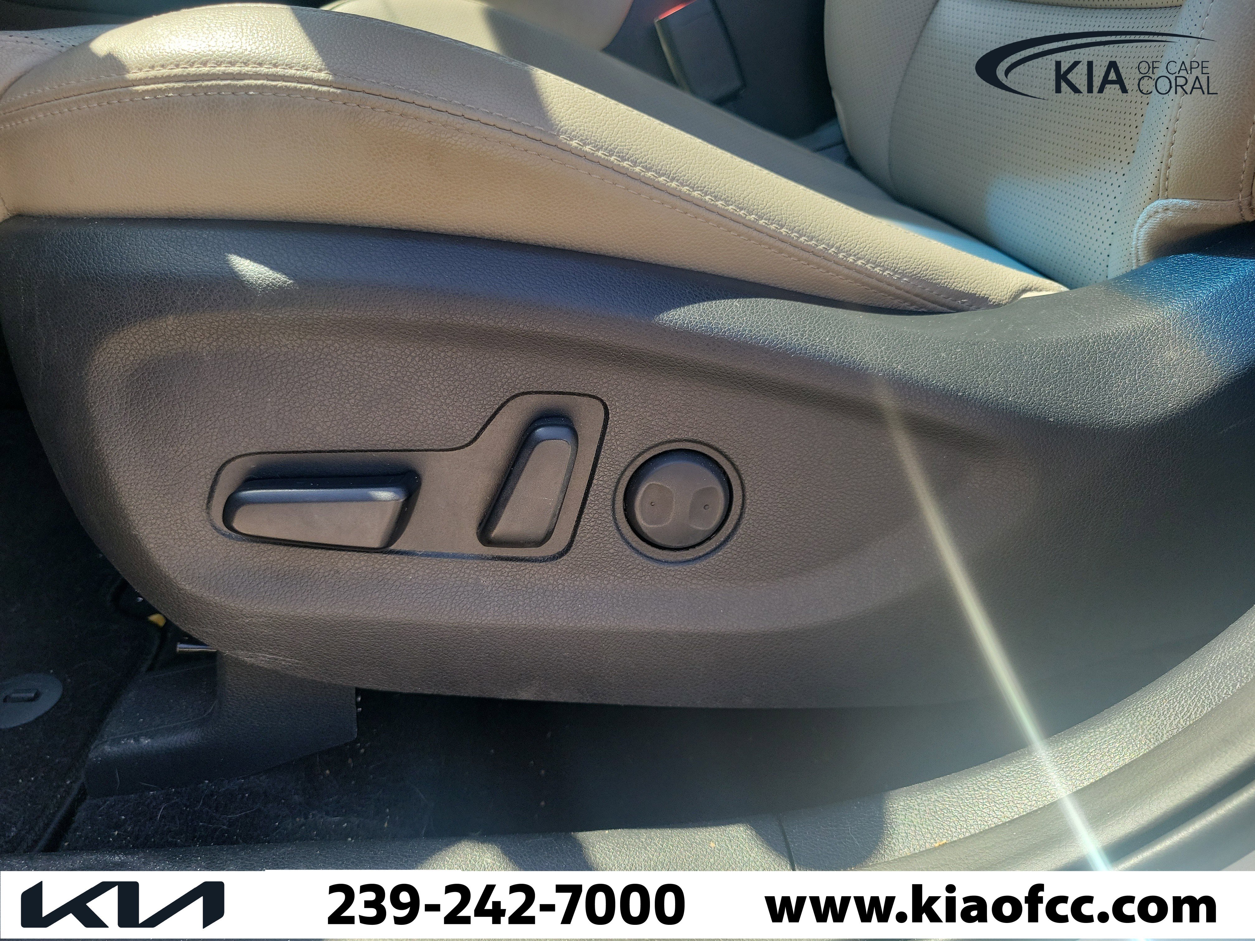 Used 2020 Kia Sportage EX FWD image 20