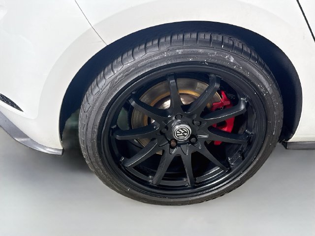 Used 2020 Volkswagen GTI SE FWD image 32
