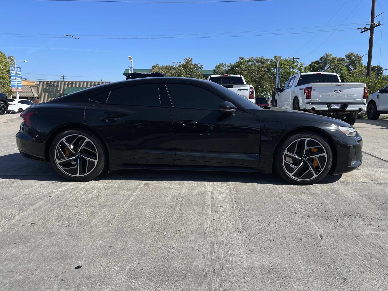 Used 2022 Audi RS e-tron GT AWD/4WD image 3