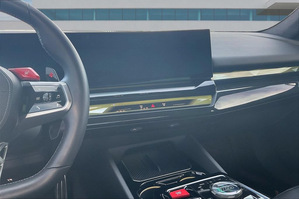 Used 2025 BMW M5 AWD/4WD image 9
