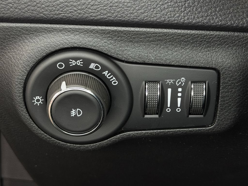 Used 2017 Jeep Compass Limited AWD/4WD image 18