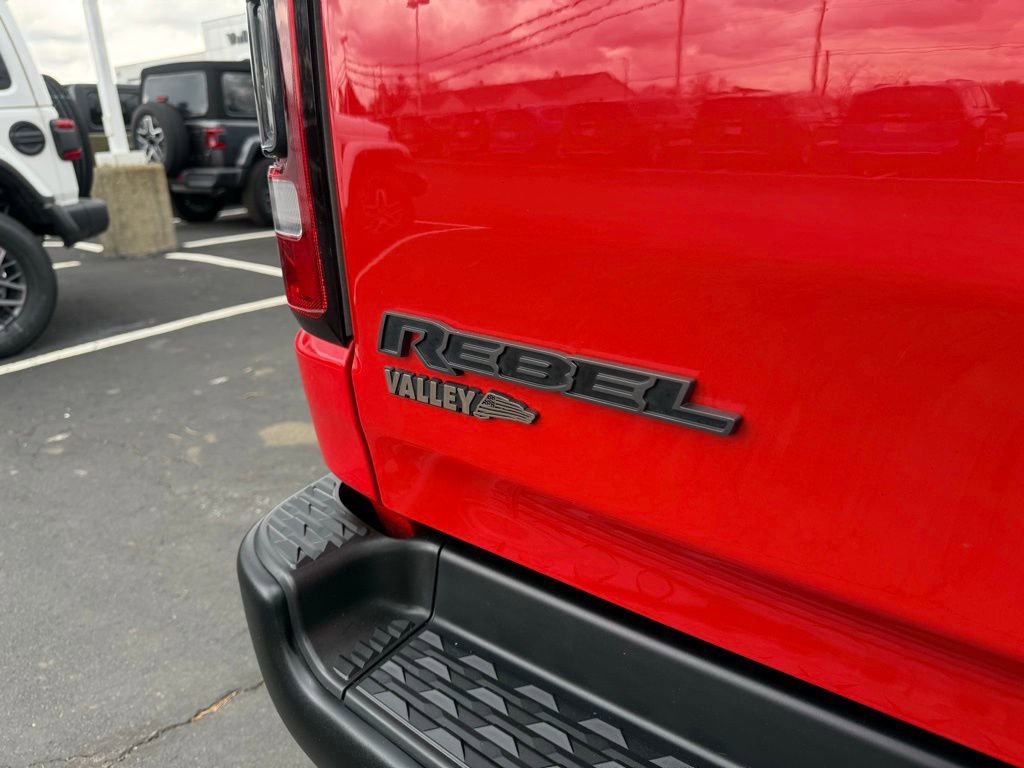 Used 2021 RAM 1500 Rebel AWD/4WD image 43