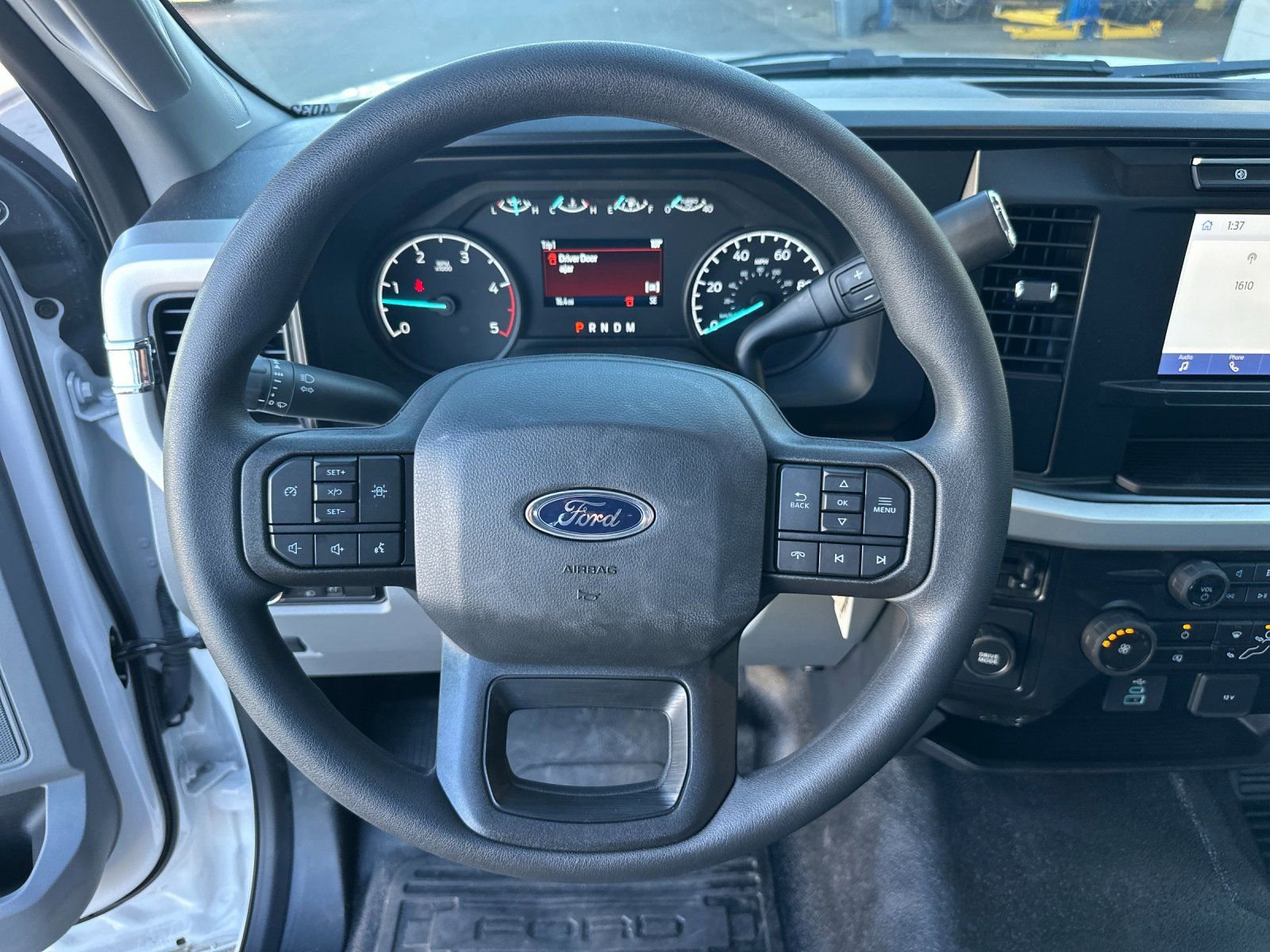 Used 2024 Ford F450 XL w/ XL Chrome Package image 14