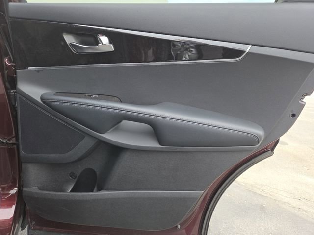 Used 2018 Kia Sorento LX image 20