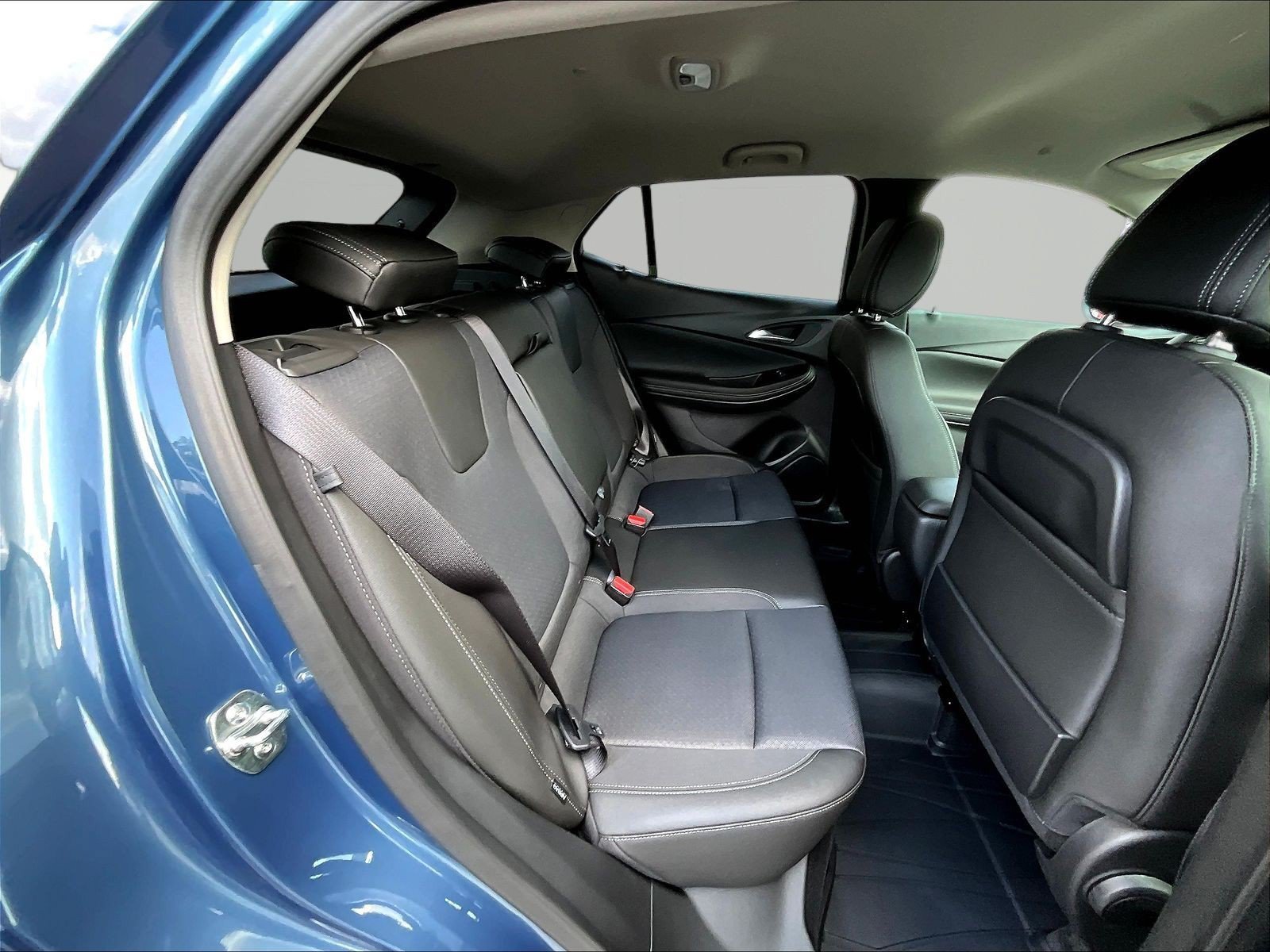 New 2026 Buick Encore GX Preferred w/ Comfort Package AWD/4WD image 19