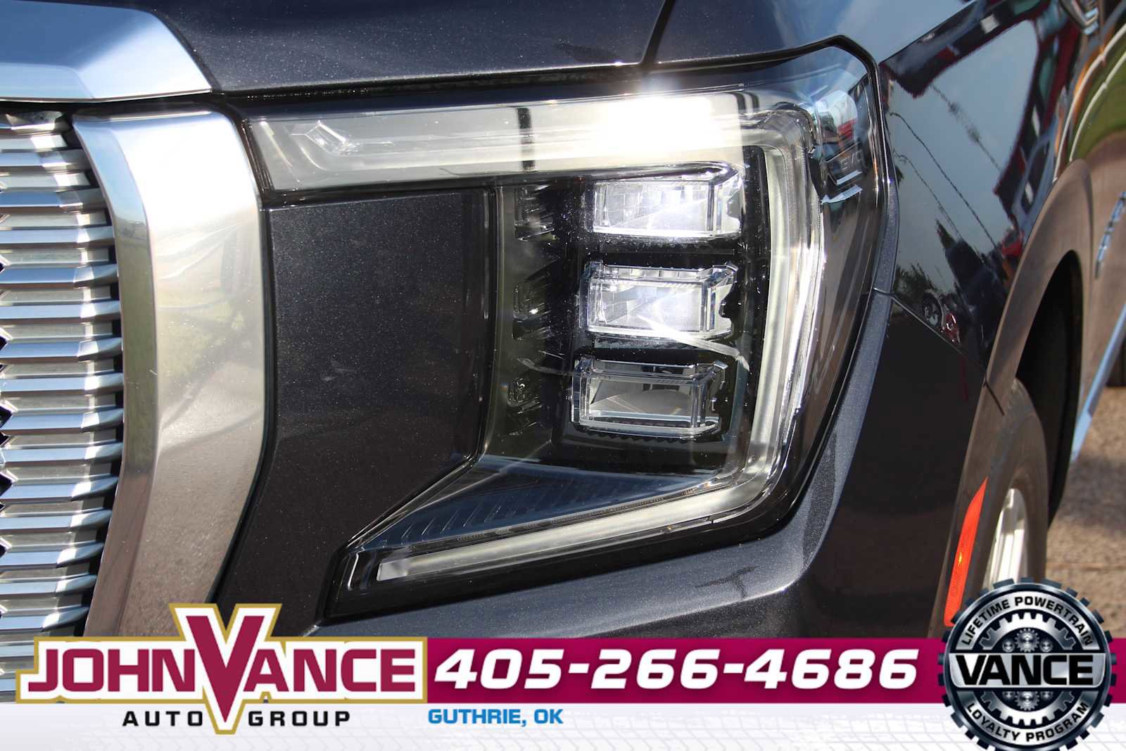 Used 2023 GMC Yukon Denali w/ Max Trailering Package AWD/4WD image 5