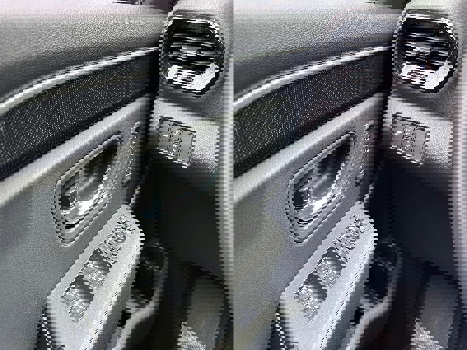 Used 2025 Honda Pilot Elite image 23