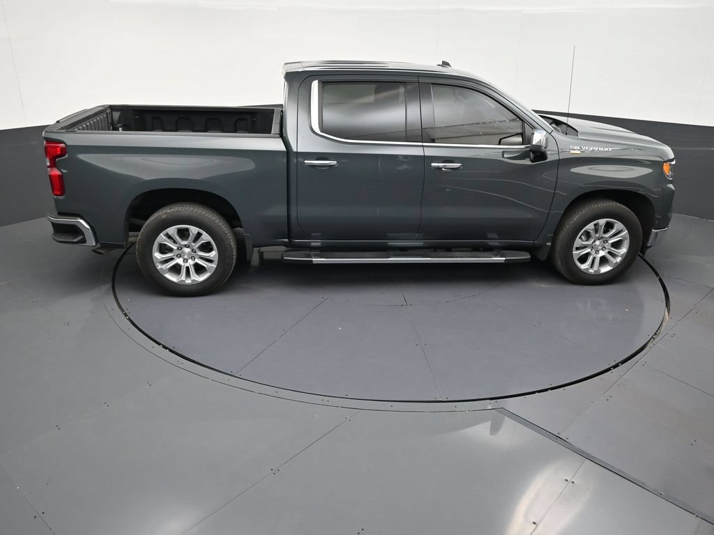 Used 2025 Chevrolet Silverado 1500 LTZ w/ Technology Package RWD image 17
