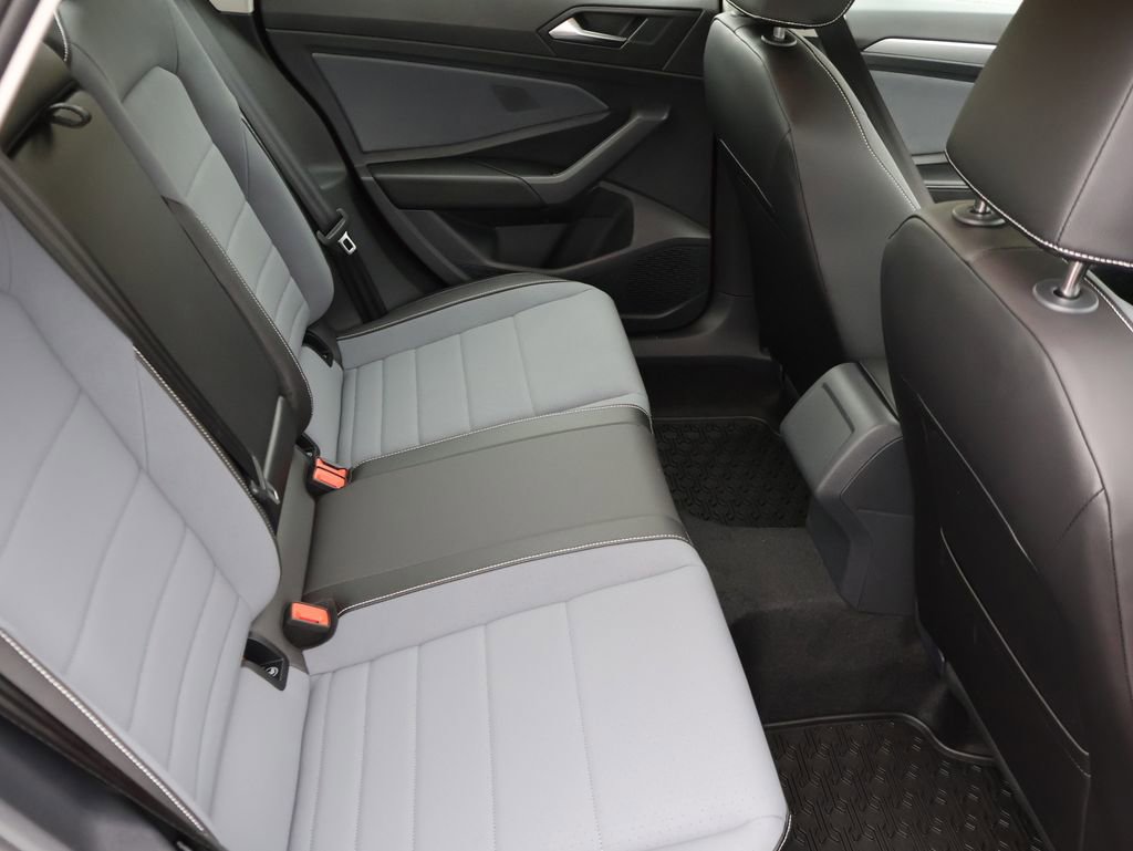 New 2026 Volkswagen Jetta SE image 15