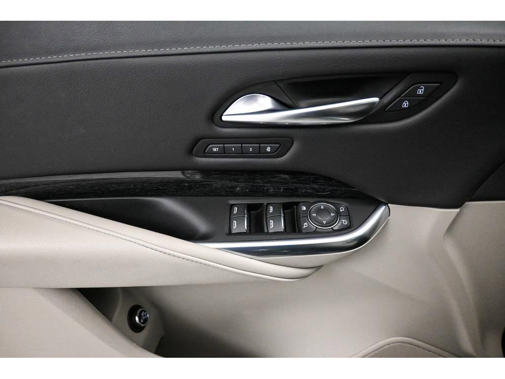 Certified 2022 Cadillac XT4 Premium Luxury w/ Enhanced Visibility Package AWD/4WD image 10