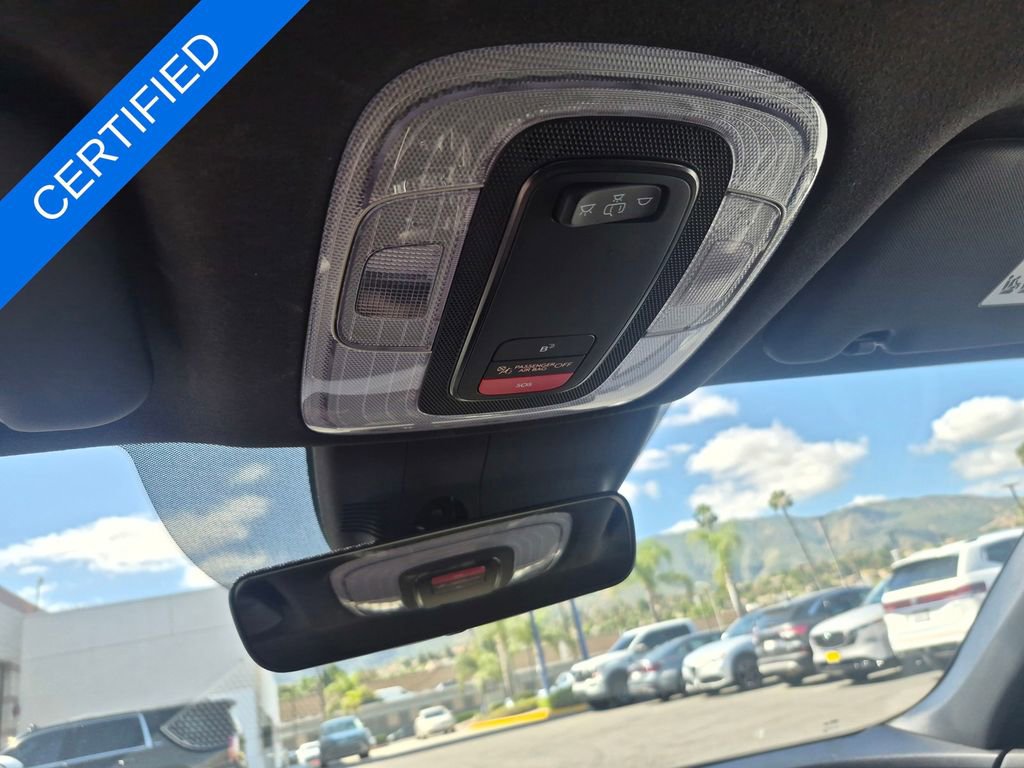 Used 2025 Hyundai Elantra SEL image 17