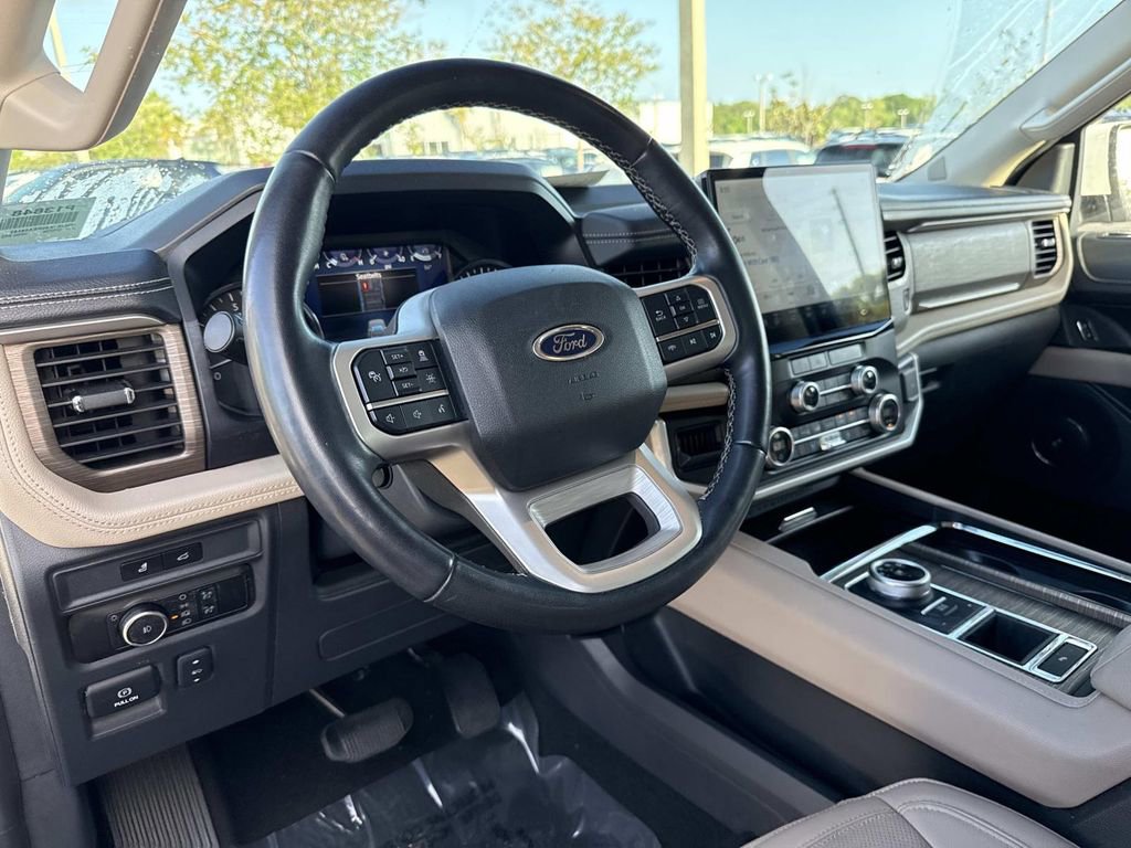 Used 2024 Ford Expedition Max Limited image 21