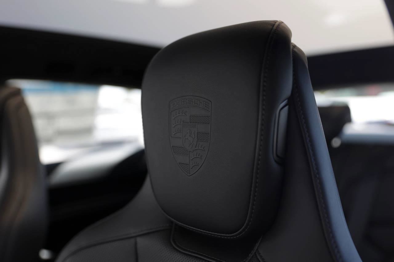 New 2025 Porsche Taycan 4S image 94