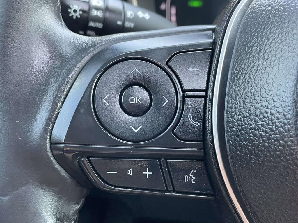 Used 2024 Toyota Corolla Cross XSE w/ Convenience Package AWD/4WD image 30