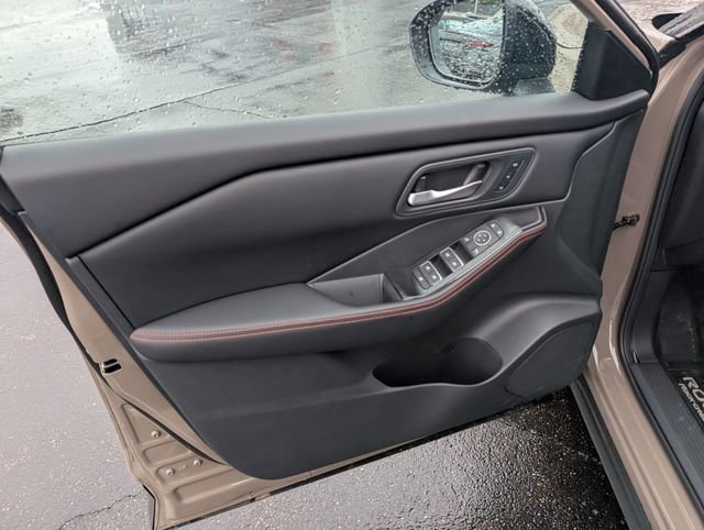 New 2026 Nissan Rogue SV w/ Rock Creek Premium Package AWD/4WD image 15