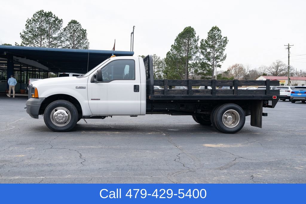 Used 2005 Ford F350 XL image 3