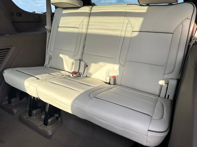 New 2026 GMC Yukon Denali w/ Denali Reserve Package image 13
