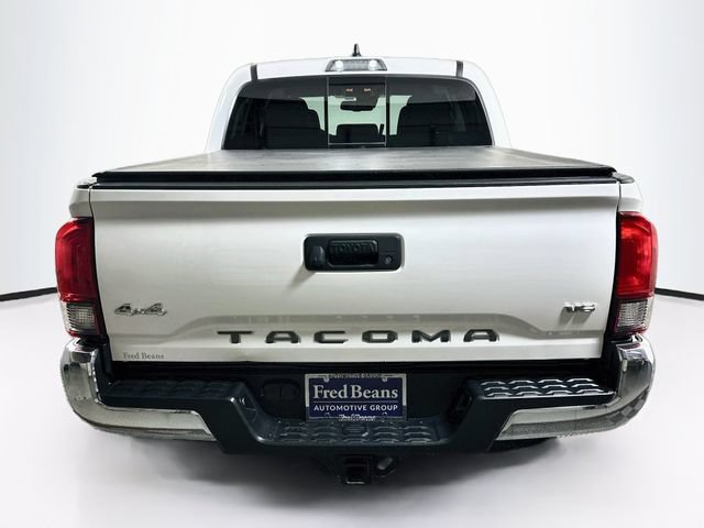 Used 2020 Toyota Tacoma SR5 AWD/4WD image 7