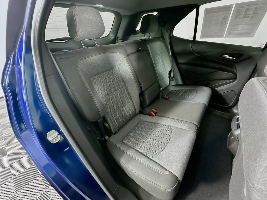 Used 2023 Chevrolet Equinox LT image 35