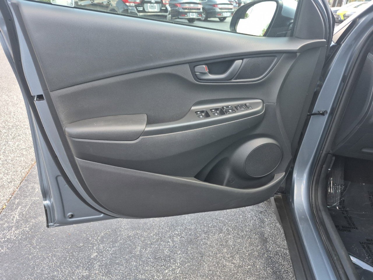 Used 2019 Hyundai Kona SE FWD image 23