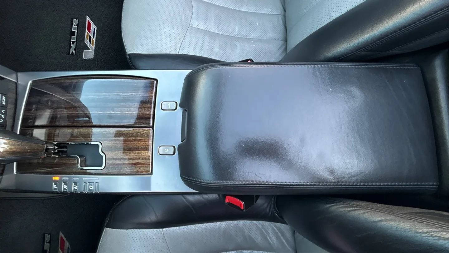 Used 2006 Cadillac XLR V RWD image 29