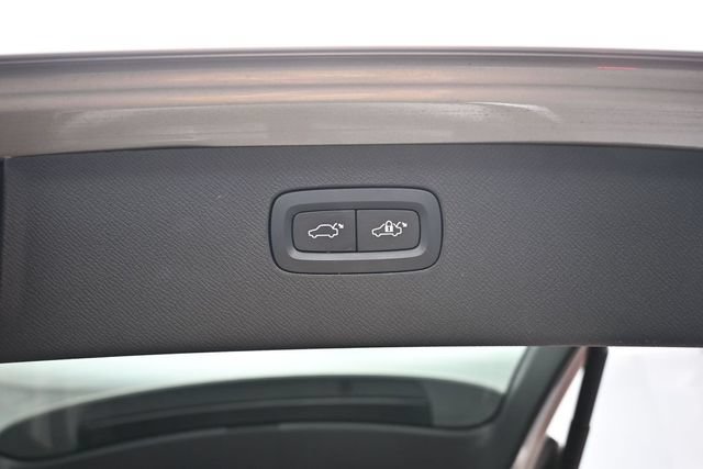 Used 2023 Volvo XC90 B6 Plus w/ Protection Package AWD/4WD image 32