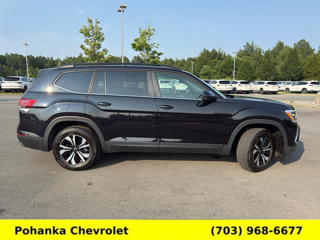 Used 2024 Volkswagen Atlas SE AWD/4WD image 8