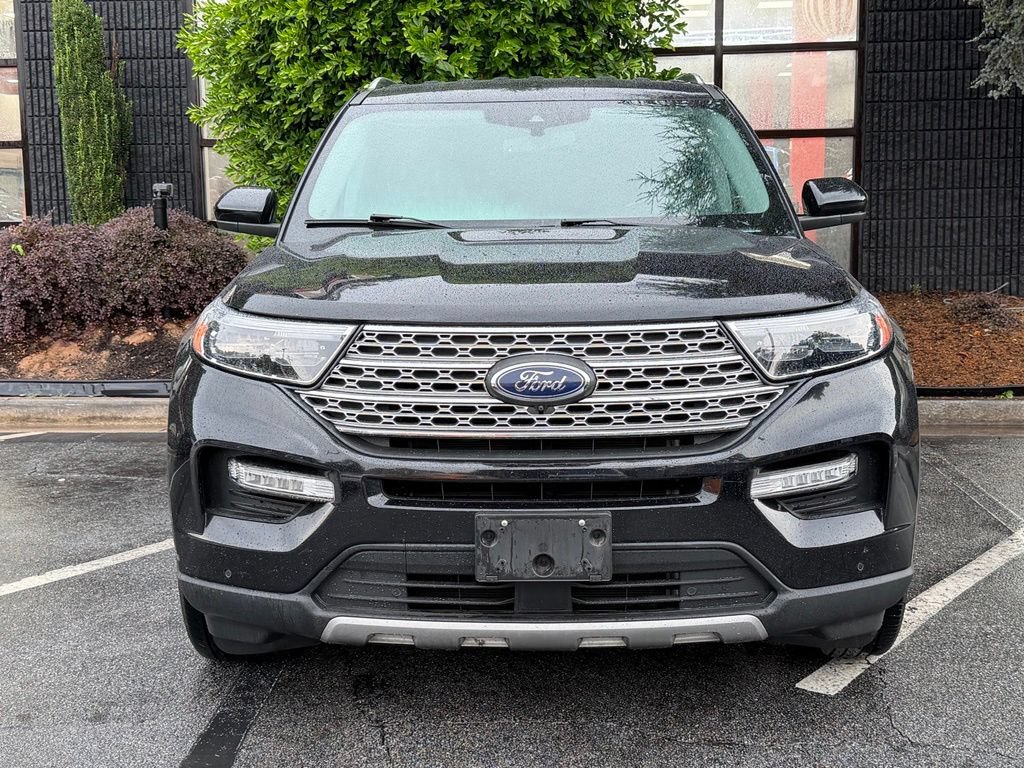 Used 2024 Ford Explorer Limited AWD/4WD image 3