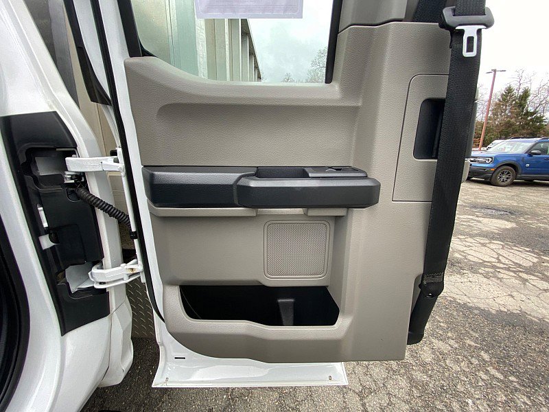 Used 2022 Ford F350 XL w/ Power Equipment Group image 40