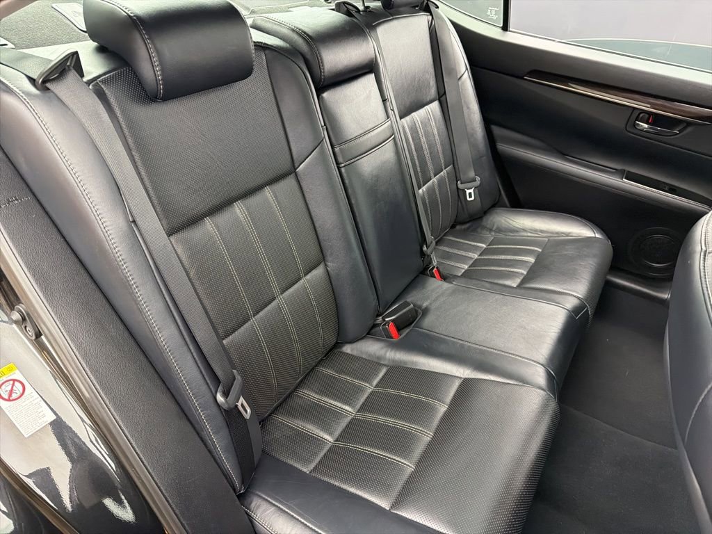 Used 2018 Lexus ES 350 w/ Luxury Package w/Wood Trim image 24