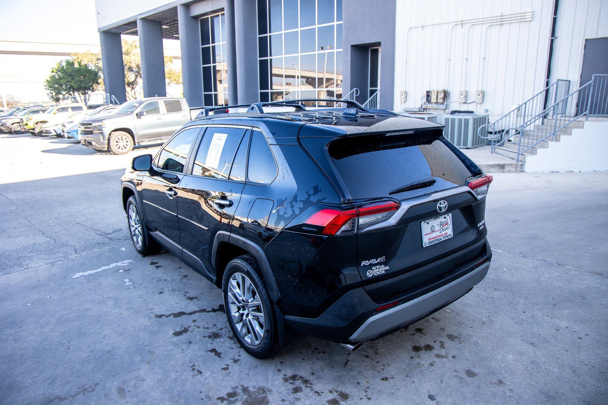 Used 2024 Toyota RAV4 Limited image 10