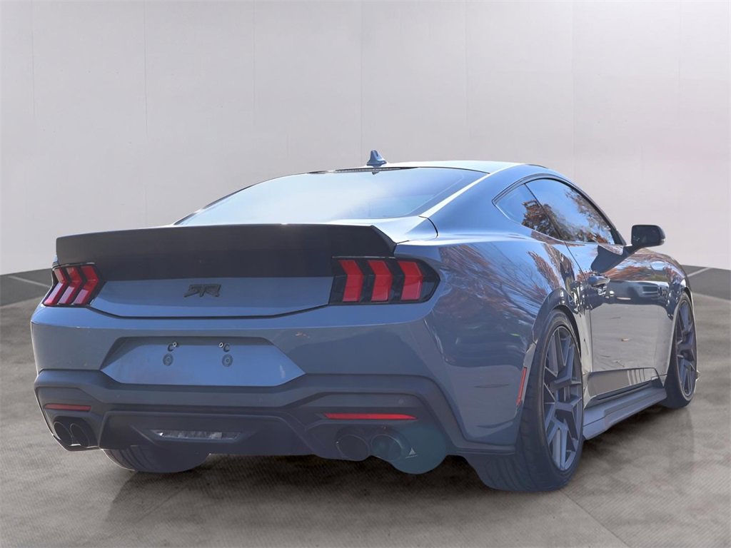 Used 2024 Ford Mustang GT Premium image 5